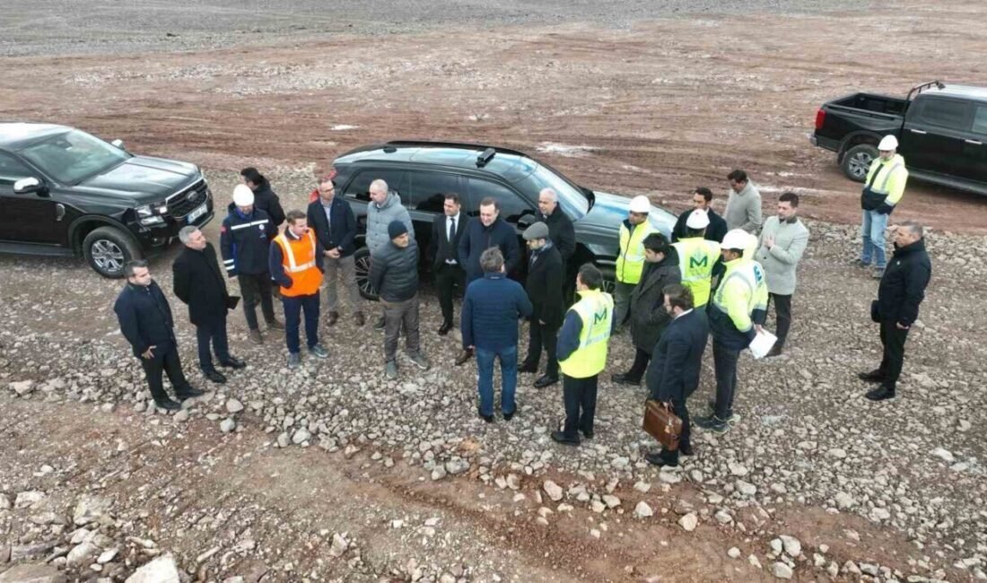 Cumhurbaşkanlığı Yatırım Ofisi Başkanı Burak Dağlıoğlu ve Yatırım Ofisi heyeti