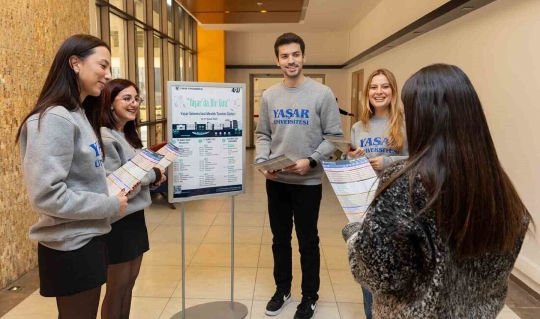 Yaşar Üniversitesi, üniversite hazırlık maratonu döneminde adayların doğru bölüm tercihi