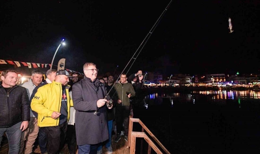 Karaburun Belediyesi tarafından bu yıl 14. kez düzenlenen Mordoğan Levrek