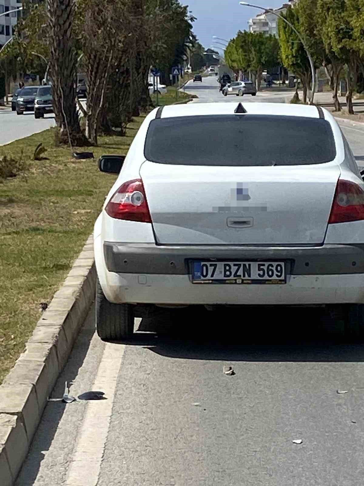 Antalya’da otomobille motosiklet çarpıştı: 2 yaralı