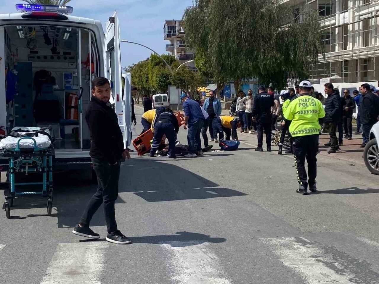 Antalya’da otomobille motosiklet çarpıştı: 2 yaralı
