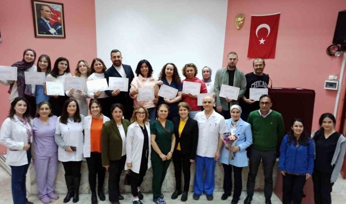 Aydın Devlet Hastanesi sağlık alanında nitelikli personel yetiştirmeye devam ederken,