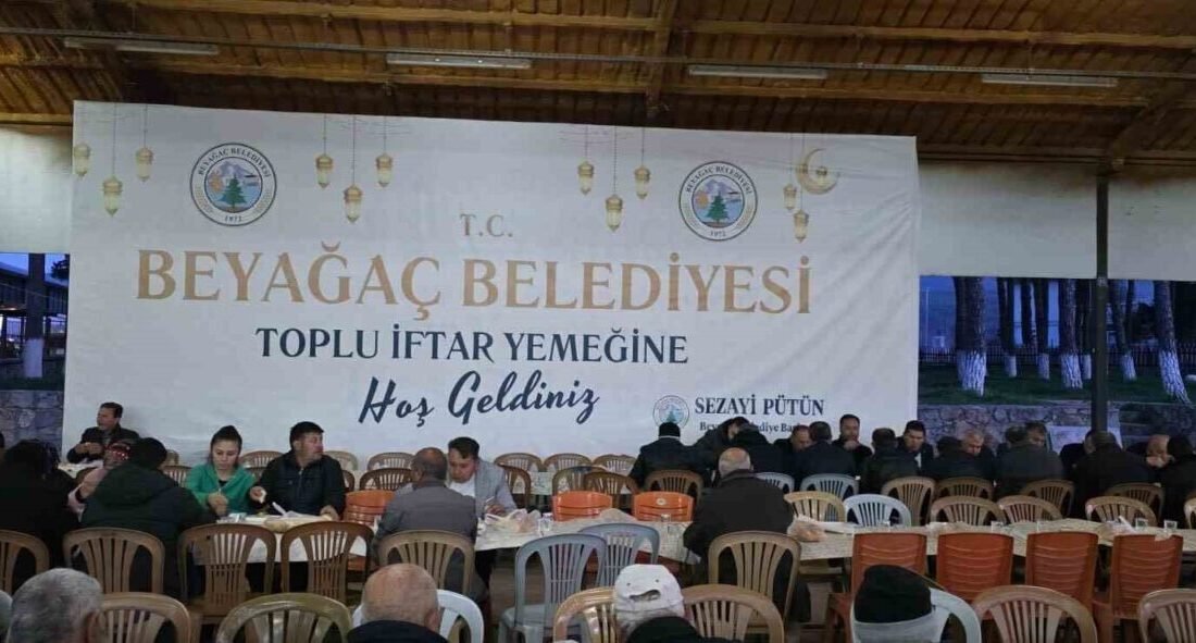 DENİZLİ (İHA) – Beyağaç Belediyesi tarafından düzenlenen iftar programında bir