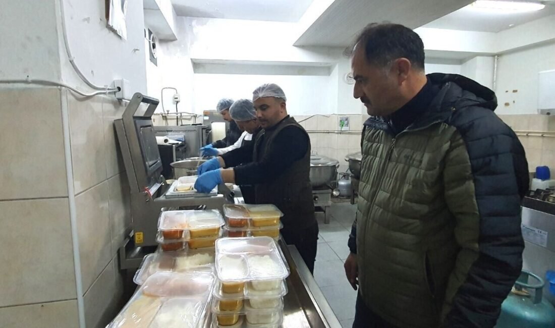 Demirci Belediyesi, Türk Kızılay, İlçe Sosyal Yardımlaşma ve Dayanışma Vakfı