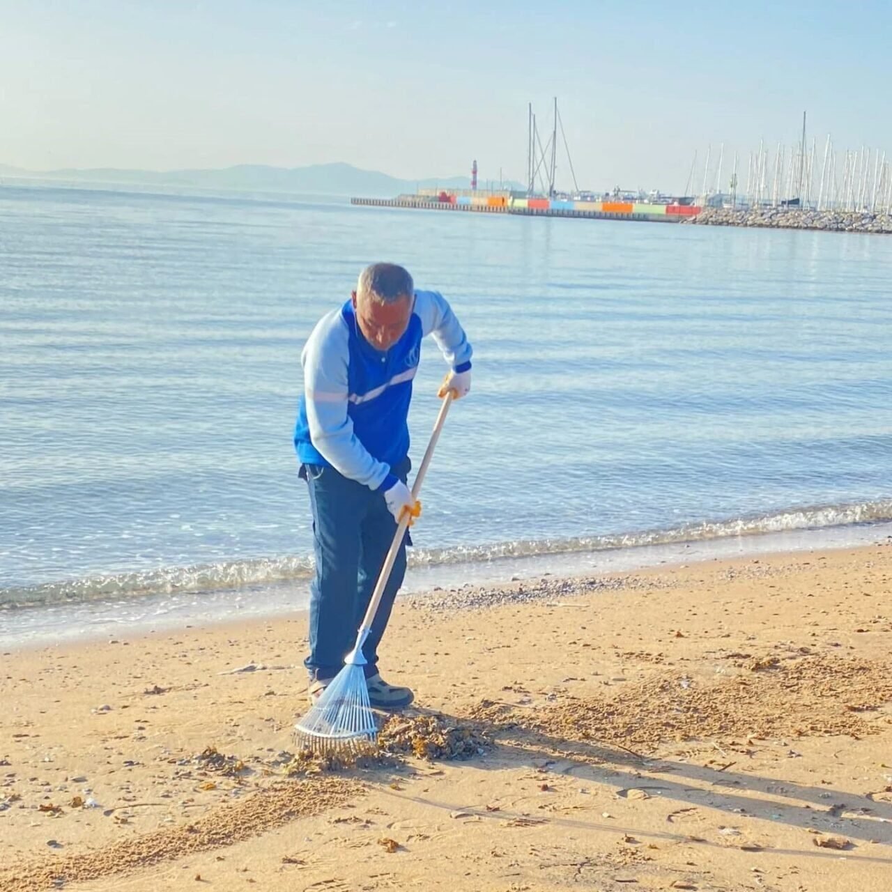 Didim’de Lodos’un izleri siliniyor