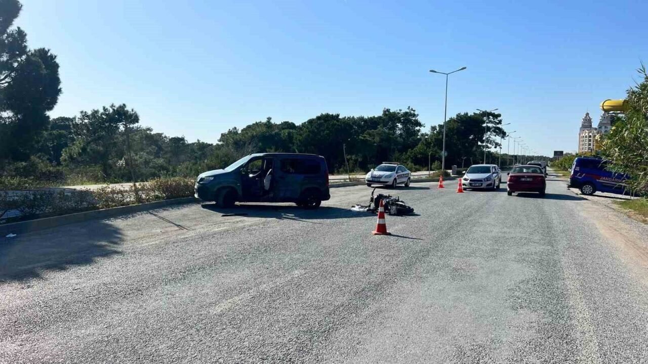 Ehliyetsiz sürücünün ’U’ dönüşü motosikletliyi ağır yaraladı