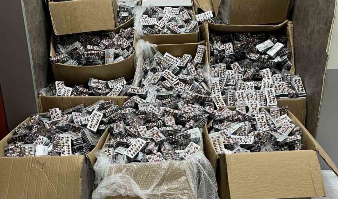 İzmir’de 275 bin uyuşturtucu hap ele geçilirdi İzmir’ de uyuşturucuyla mücadele kapsamında yapılan operasyonda 275 bin adet