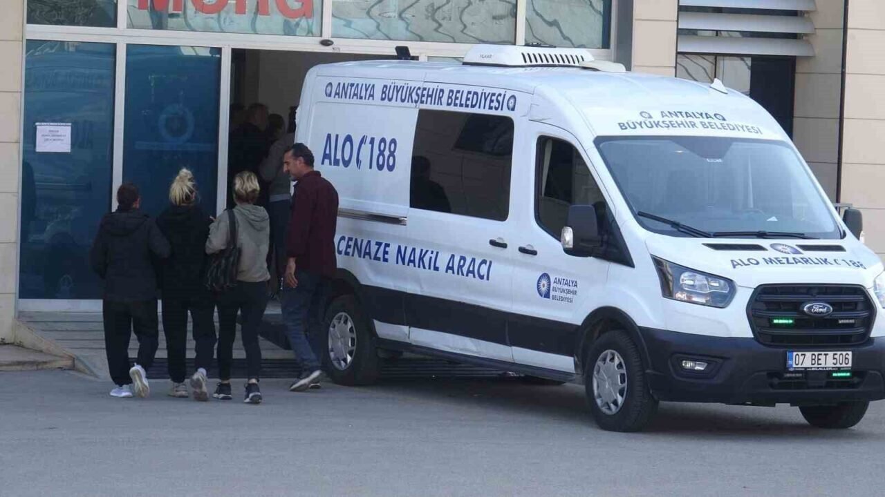 Kızının ölüm haberi ile yıkılan anne ayakta durmakta zorlandı