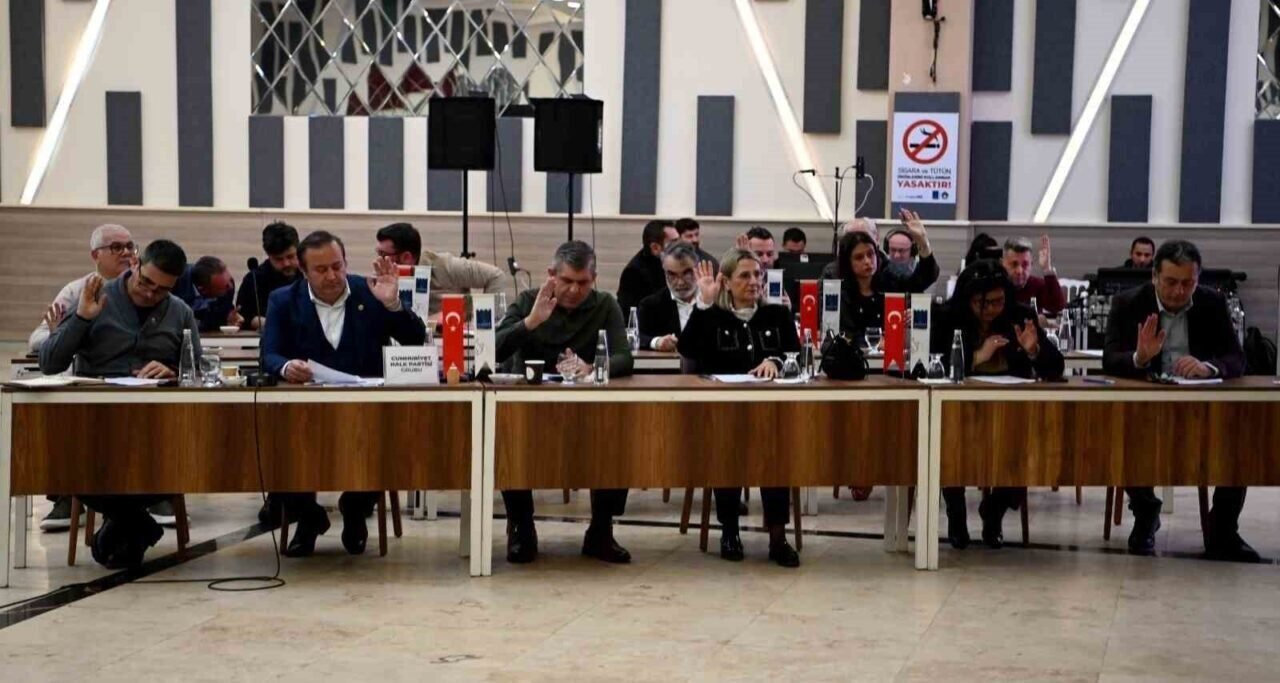 Kuşadası Belediyesi’nden esnafa ramazan müjdesi