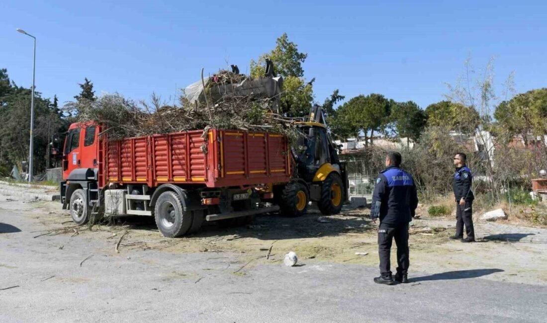 Kuşadası Belediyesi Zabıta Müdürlüğü Çevre Koruma Ekibi tarafından kent genelinde
