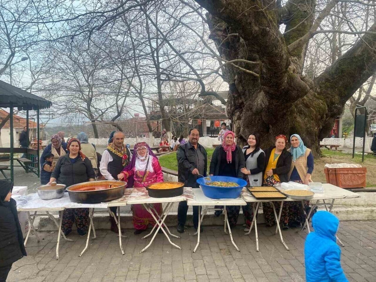 Selatin’de geleneksel iftar programı gerçekleştirildi