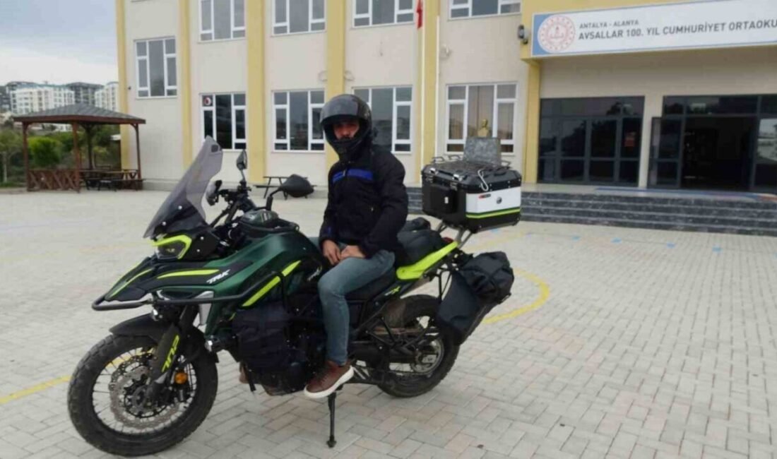 Antalya’nın Alanya ilçesinde trafik polisi ile durdurduğu motosikletli öğretmen arasında