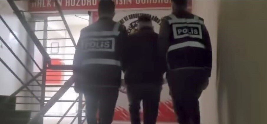 Yağmacılık suçundan 17 yıl 6 ay kesinleşmiş hapis cezasıyla aranan