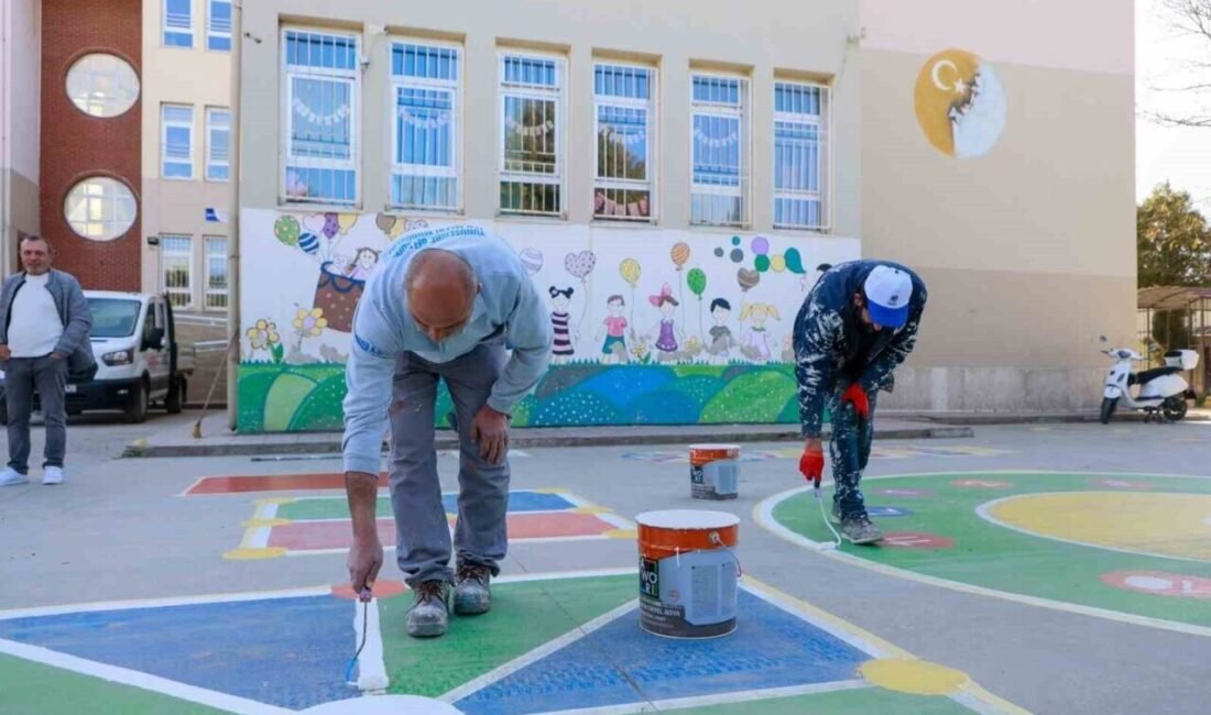 Yunusemre Belediyesi tarafından hayata geçirilen “Neşeli Teneffüsler Projesi” başladı. Projenin