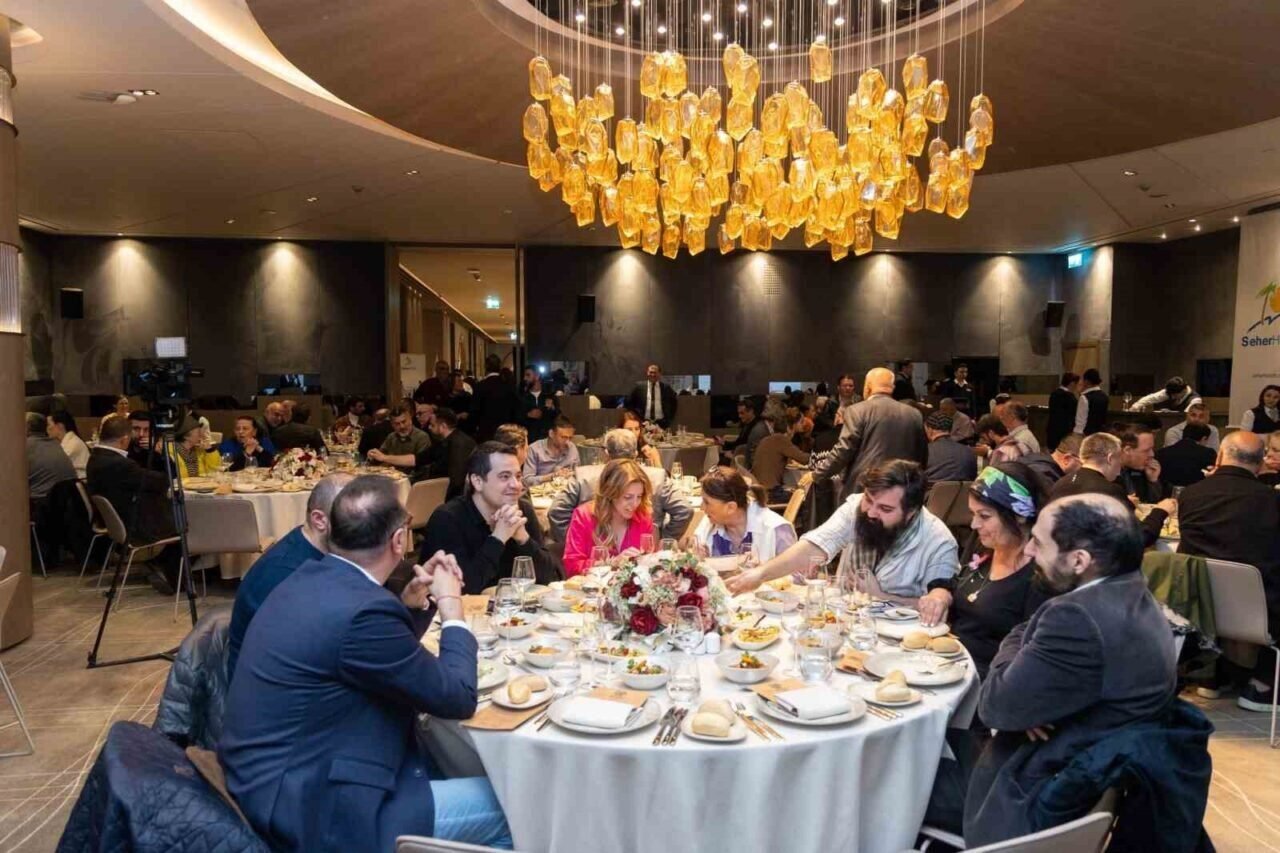 Girit’in efsane lezzetleri ve müzikleri Side’de buluşacak