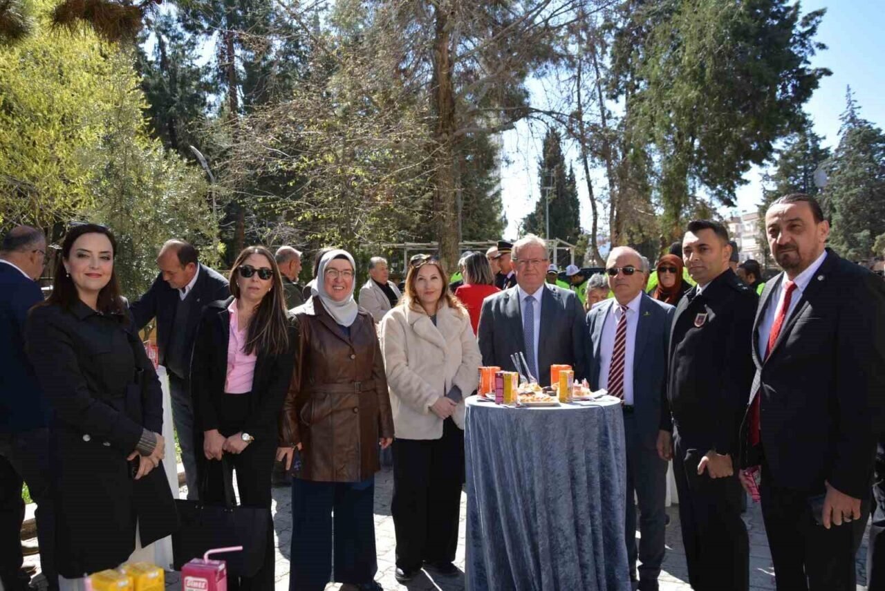 -Korkuteli’de Polis Haftası kutlandı