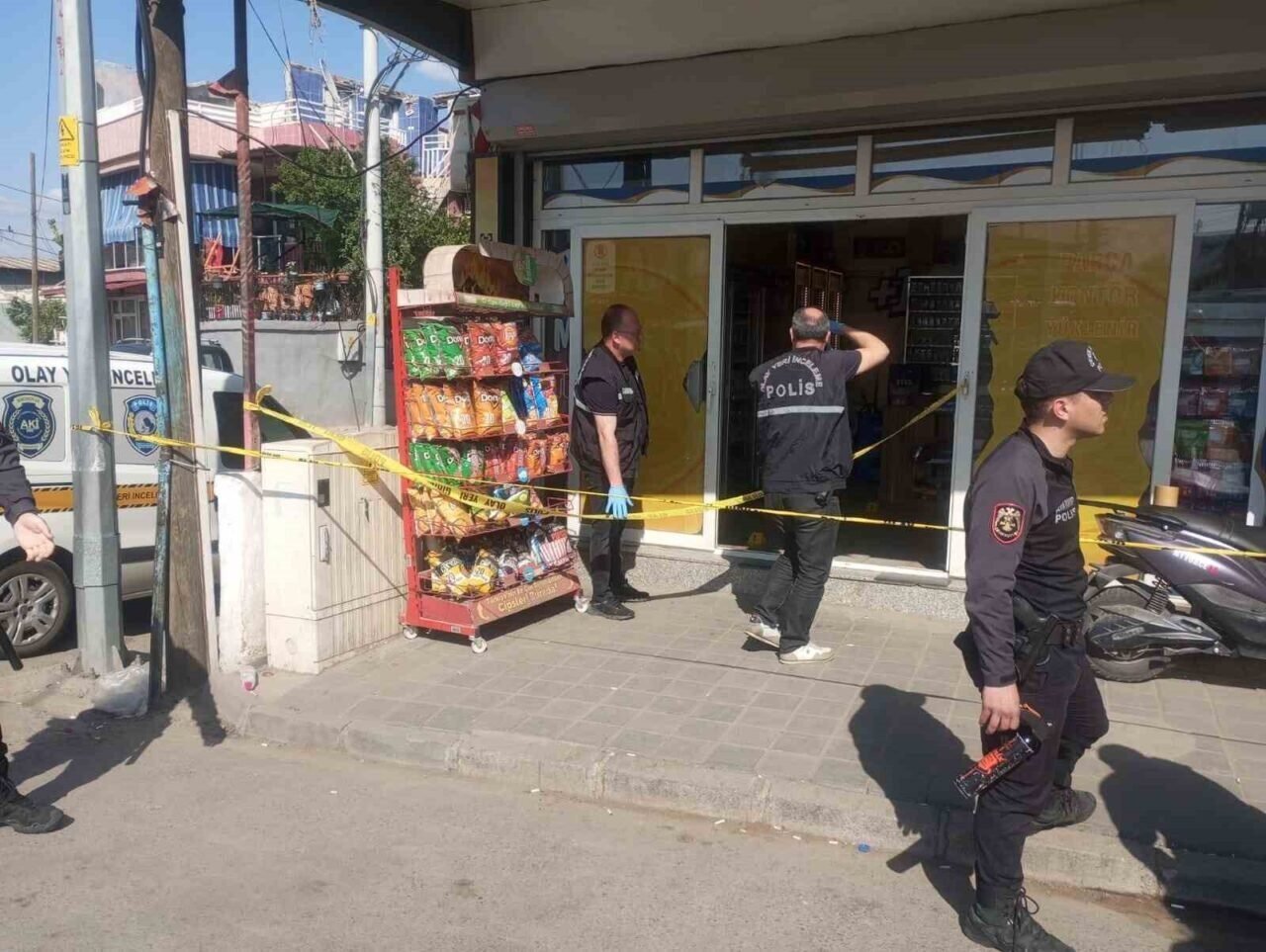 Manisa’da cinayet: Kuzenini tabancayla vurarak öldürdü Manisa’da cinayet: Kuzenini tabancayla vurarak öldürdü