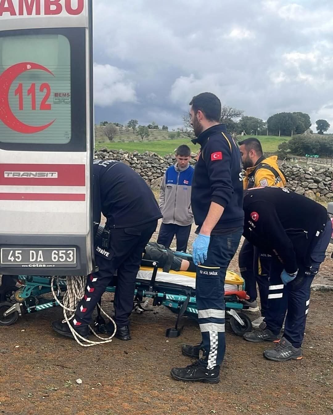 Uçurumdan yuvarlanan zihinsel engelli adam yaralandı