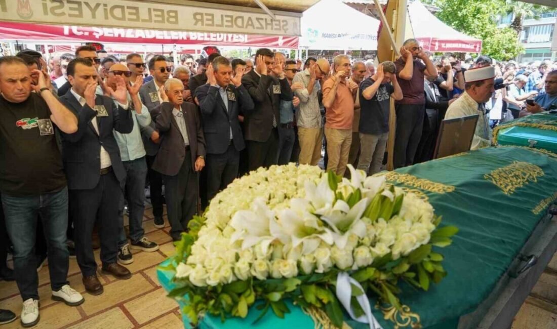 Cumhuriyet Halk Partisi (CHP) Genel Başkanı Özgür Özel, memleketi Manisa’da