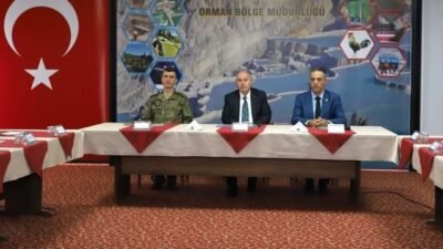 Denizli’de Orman Yangınlarıyla Mücadele Komisyon toplantısı Denizli Valisi Ömer Faruk