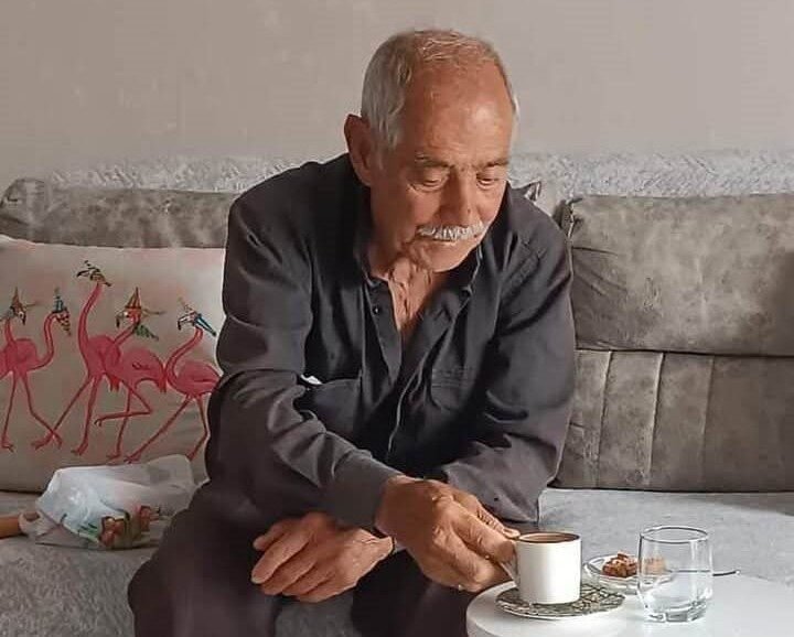 Manisa’nın Alaşehir ilçesinde içme suyu arızasını tamir etmek için evden