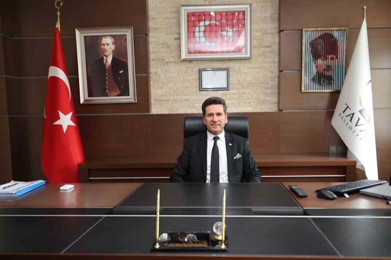 Tavas Belediyesinden annelere özel film gösterimi Tavas Belediyesinden annelere özel film gösterimi