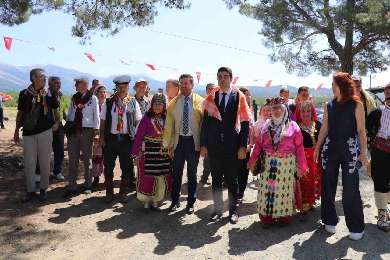 25. Geleneksel Gökay Yörük Şenliği yoğun katılımla gerçekleştirildi