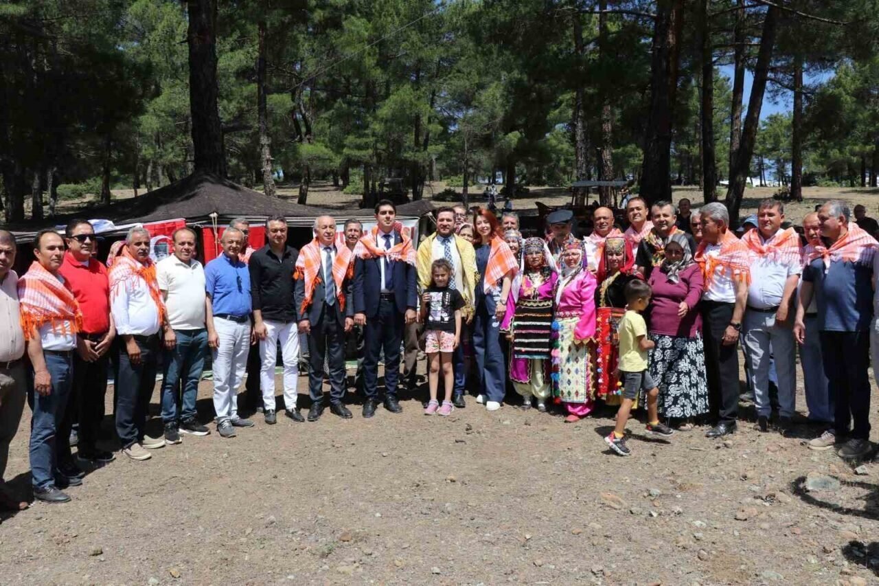 25. Geleneksel Gökay Yörük Şenliği yoğun katılımla gerçekleştirildi