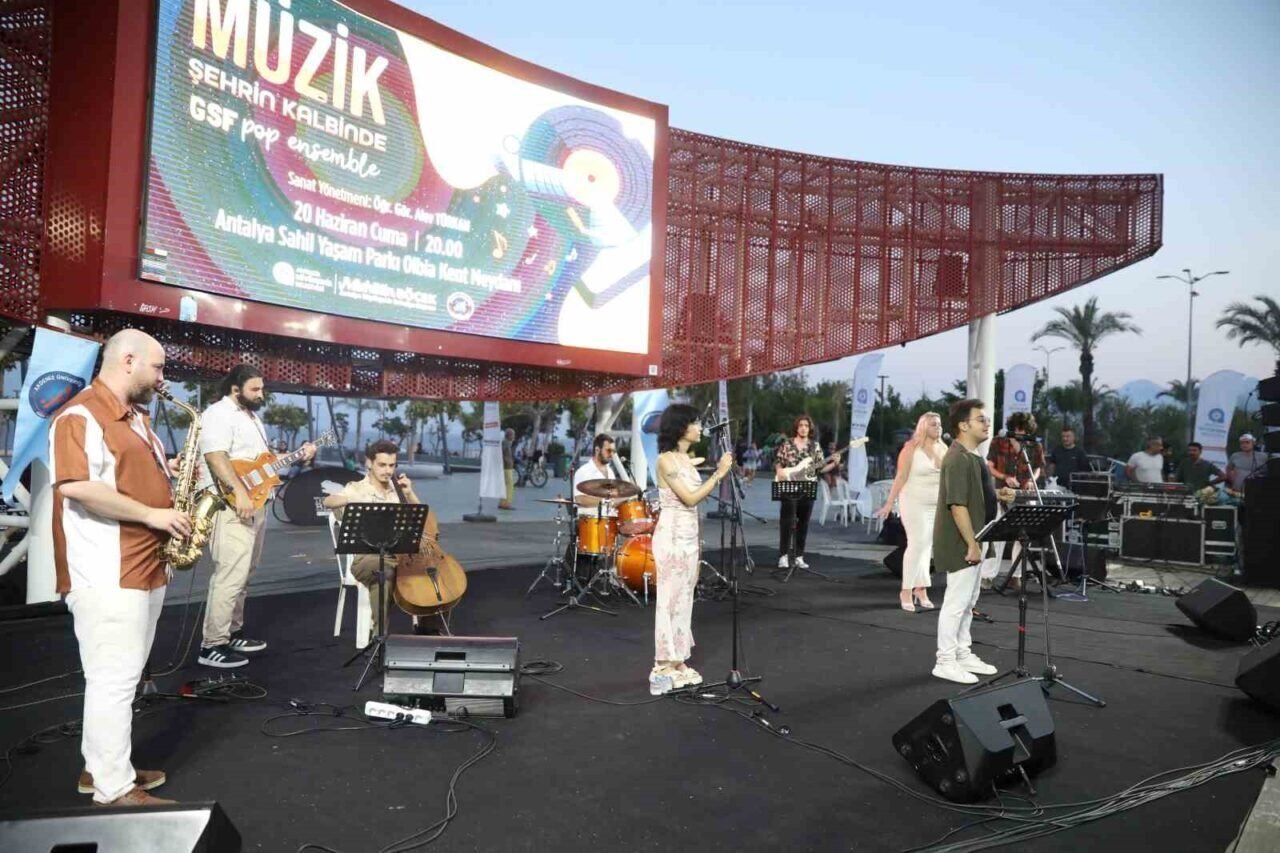 Akdeniz akşamları ‘Müzik Şehrin Kalbinde’ konseriyle renkleniyor