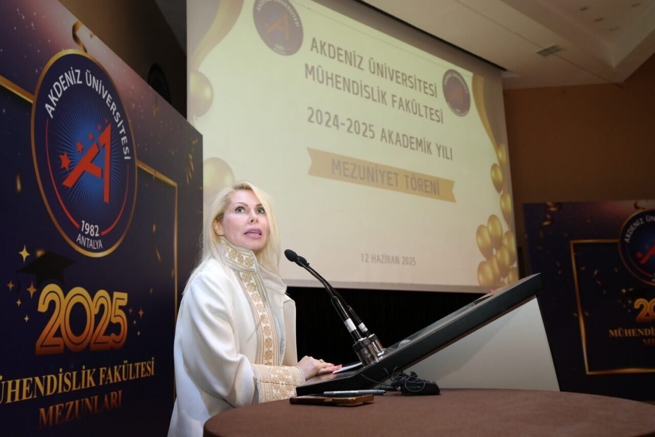 Akdeniz Üniversitesi’nde mühendisler mezun oldu