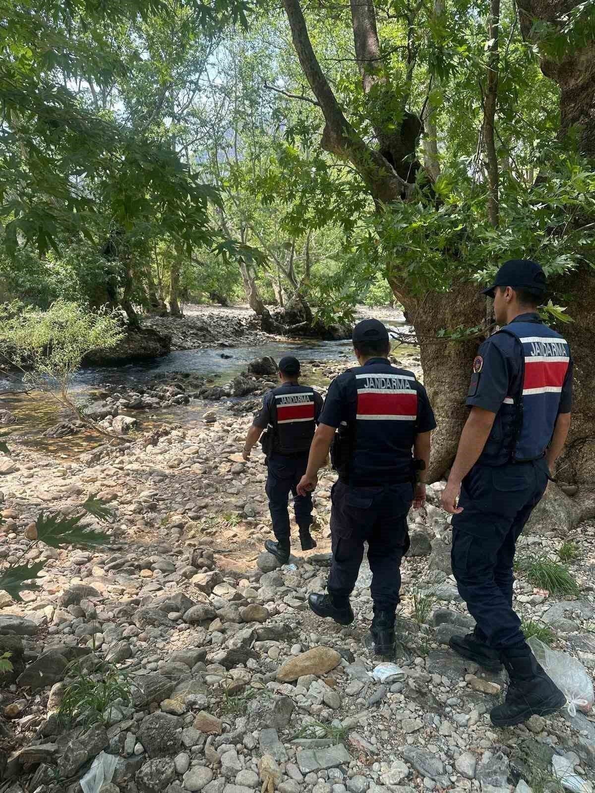 Akdeniz’de yangın alarmı, Akseki’de jandarma devriyeleri sıklaştırdı