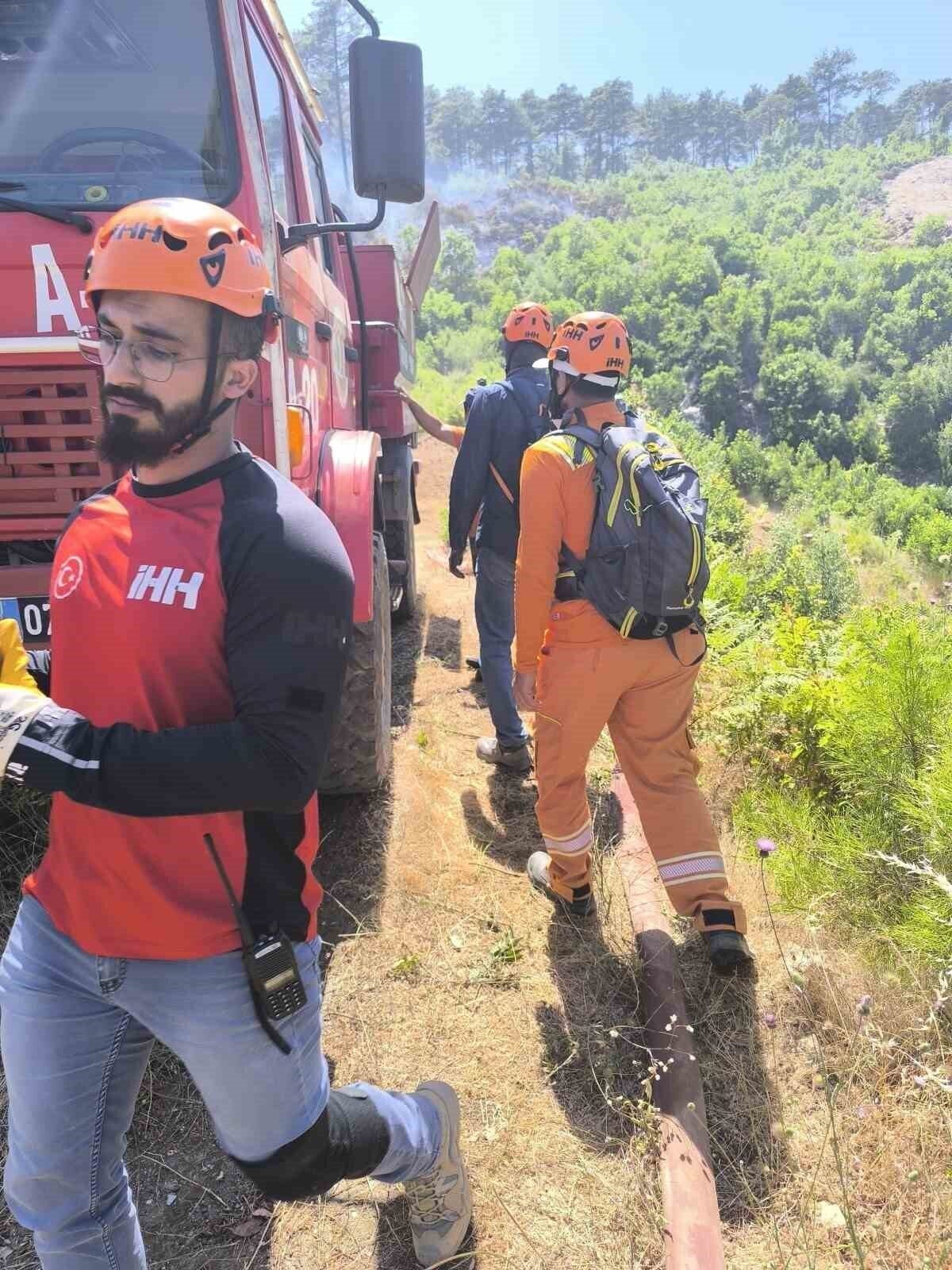 Alanya’da çıkan orman yangını kısmen kontrol altına alındı