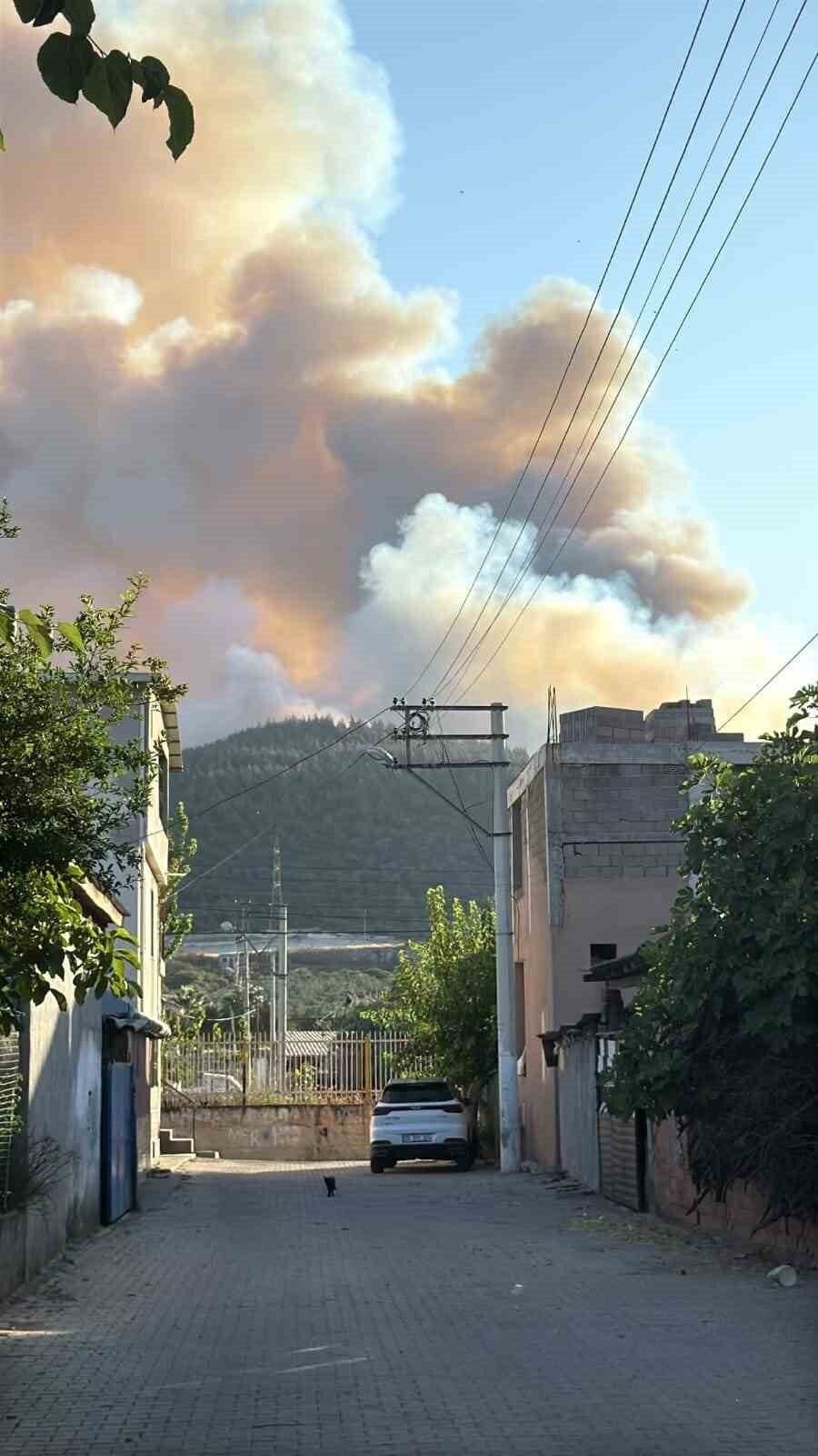 Aliağa’da orman yangını: 6 uçakla müdahale sürüyor