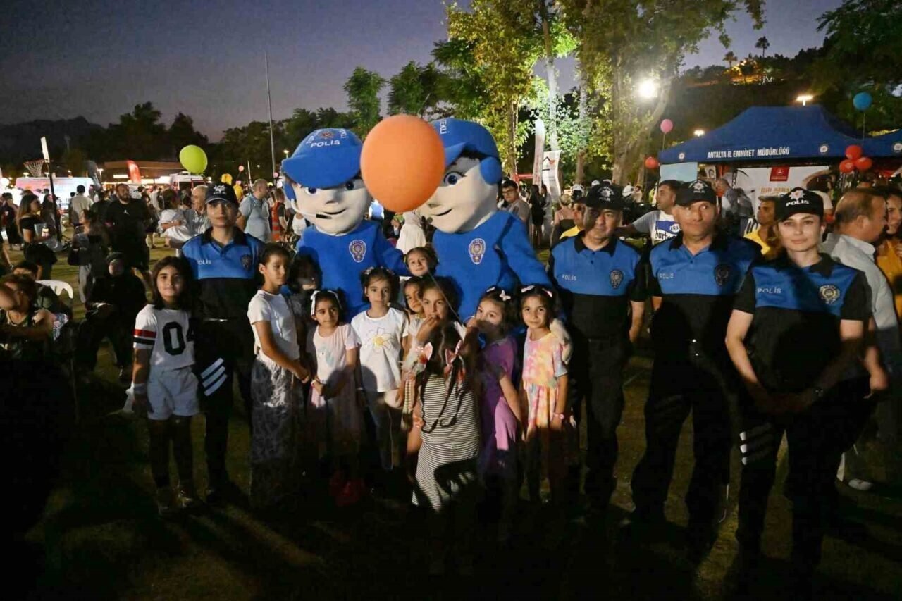 Antalya’da 30 Haziran Koruyucu Aile Günü kutlandı