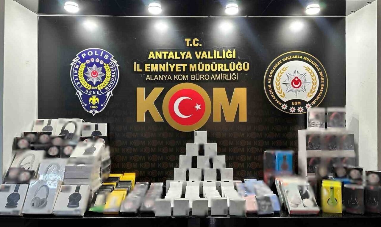 Antalya’da kaçakçılık operasyonu: 26 şüpheliye adli işlem