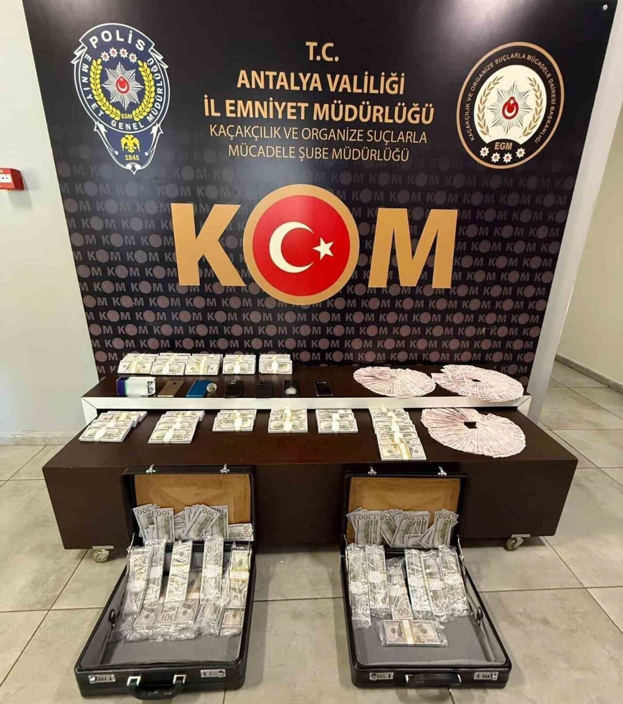 Antalya’da kaçakçılık operasyonu: 26 şüpheliye adli işlem