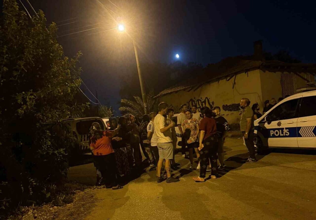 Antalya’da kötü kokuların yayıldığı ev hayvanseverleri ayağa kaldırdı