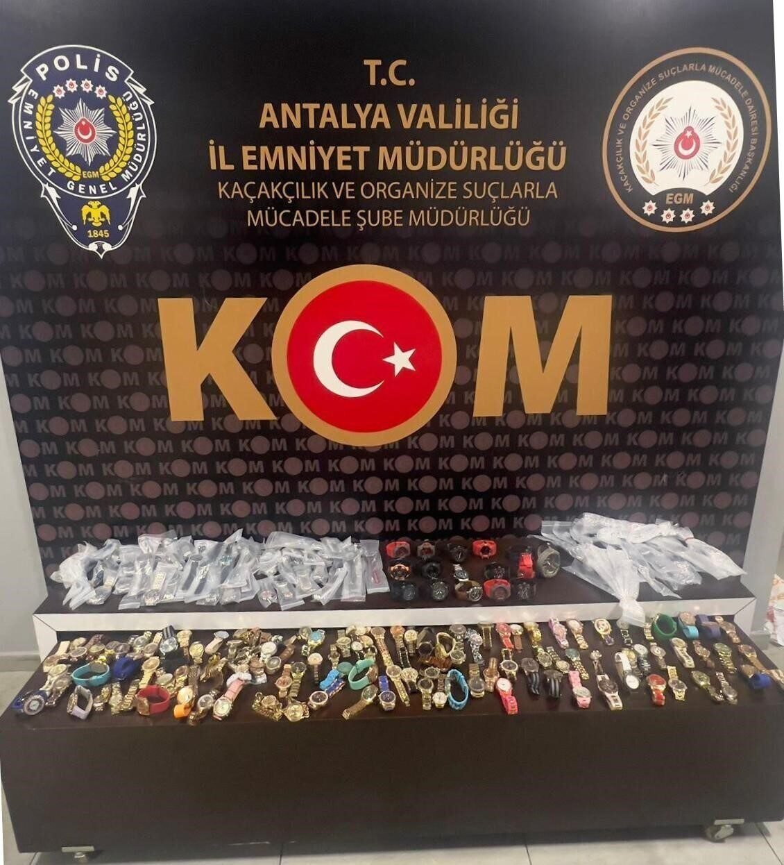 Antalya’da son bir haftada 33 şüpheli yakalandı, çok sayıda silah ve kaçak ürün ele geçirildi