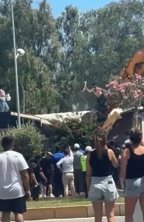 Antalya’da yıkım gerginliği Antalya’da yıkım gerginliği
