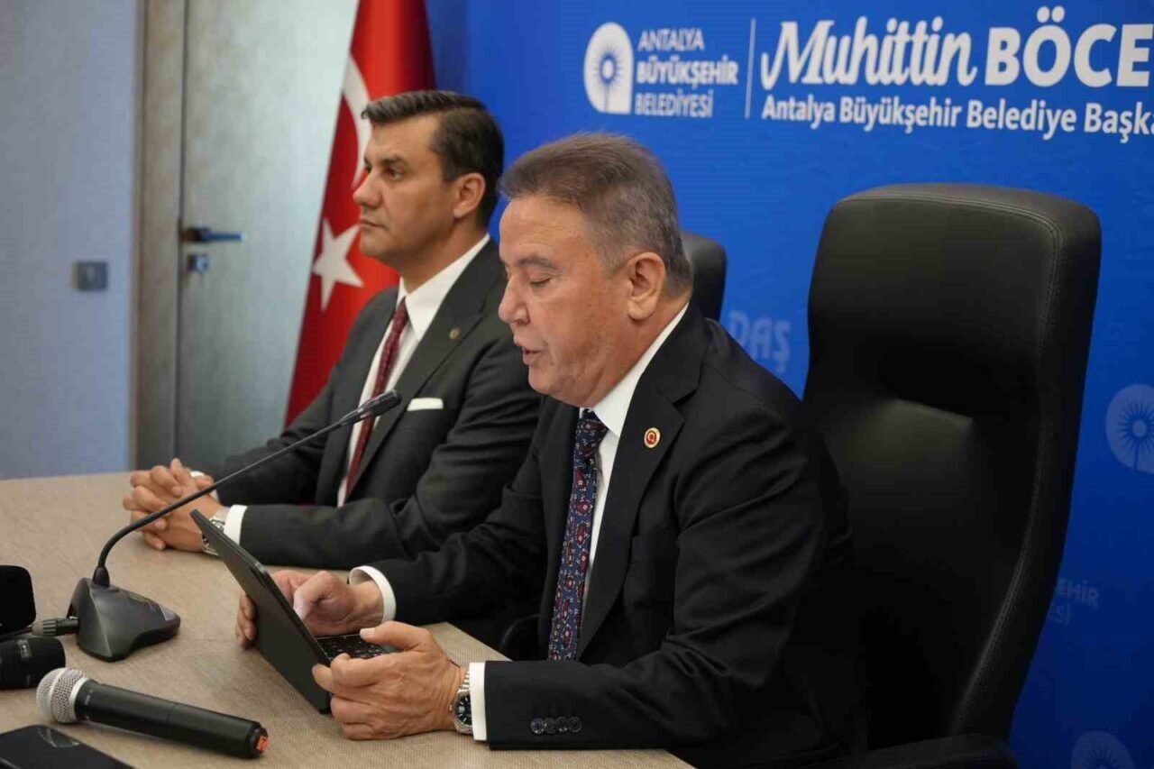 Antalya’nın altyapı yazılımı Manisa’ya taşınıyor
