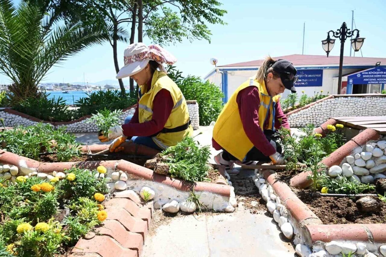 Aydın Büyükşehir’in Didim’de çalışmaları sürüyor Aydın Büyükşehir’in Didim’de çalışmaları sürüyor