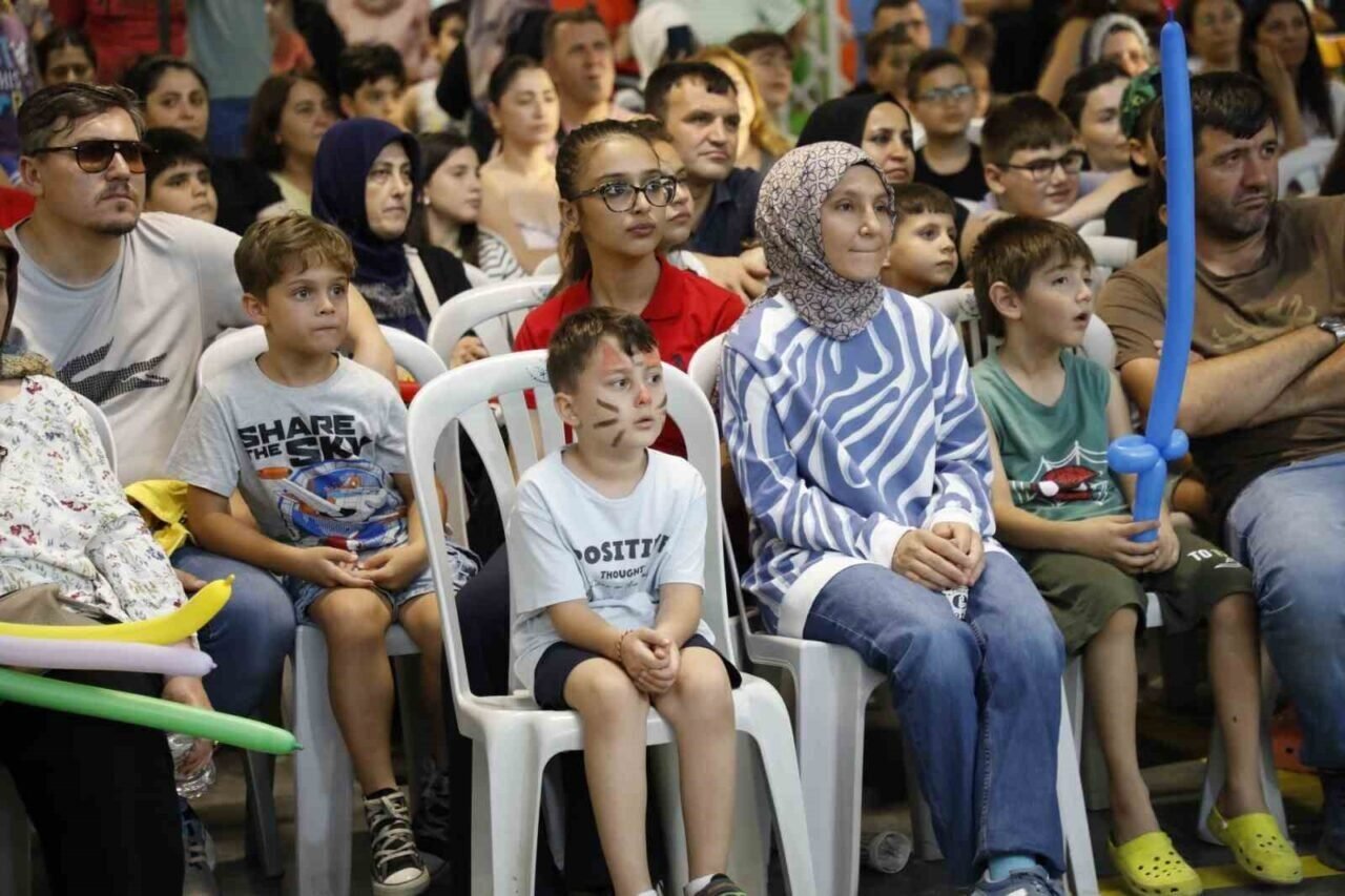 Aydın Büyükşehir’in Karne Şenliği coşkuyla tamamlandı