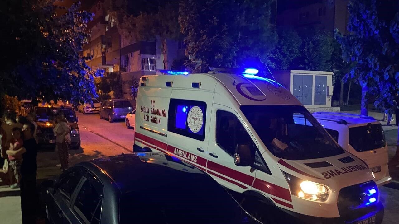Aydın’da korkutan yangın: Mahsur kalan kadın demir parmaklıkları kesilerek kurtarıldı