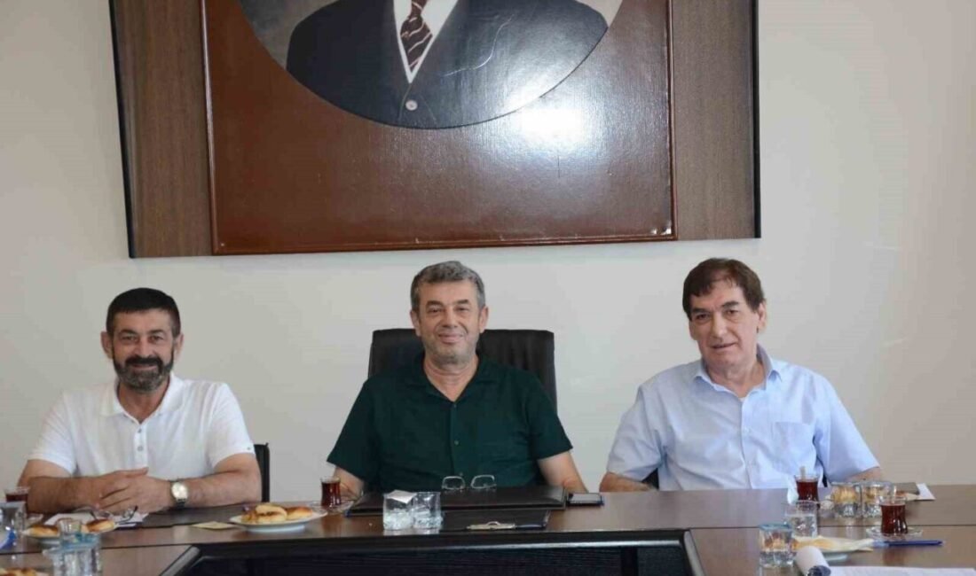 AYESOB’da yapılan olağanüstü toplantıda birliğin yeni başkan vekilleri tecrübeli başkanlar