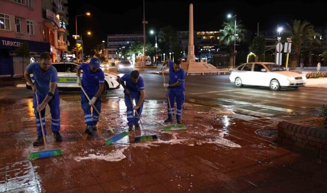 Aydın Büyükşehir Belediyesi, 24 saat esaslı yürüttüğü çalışmalarına devam ediyor.