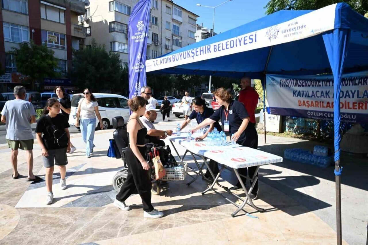 Başkan Çerçioğlu üniversite adaylarının yanında