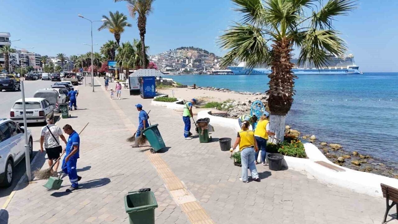 Başkan Çerçioğlu’ndan Kuşadası’nda çevre seferberliği Başkan Çerçioğlu’ndan Kuşadası’nda çevre seferberliği
