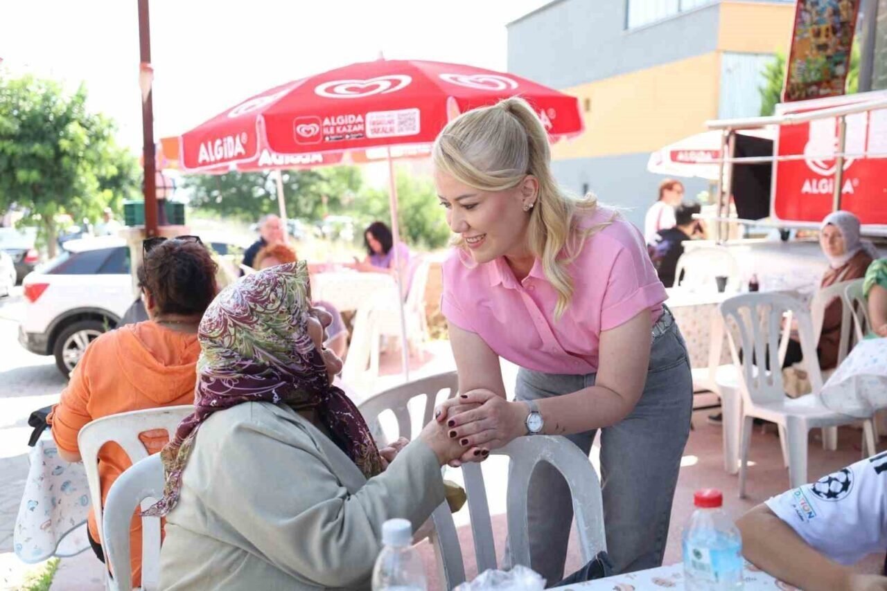 Başkan Doğan ailelerin heyecanlı bekleyişine ortak oldu
