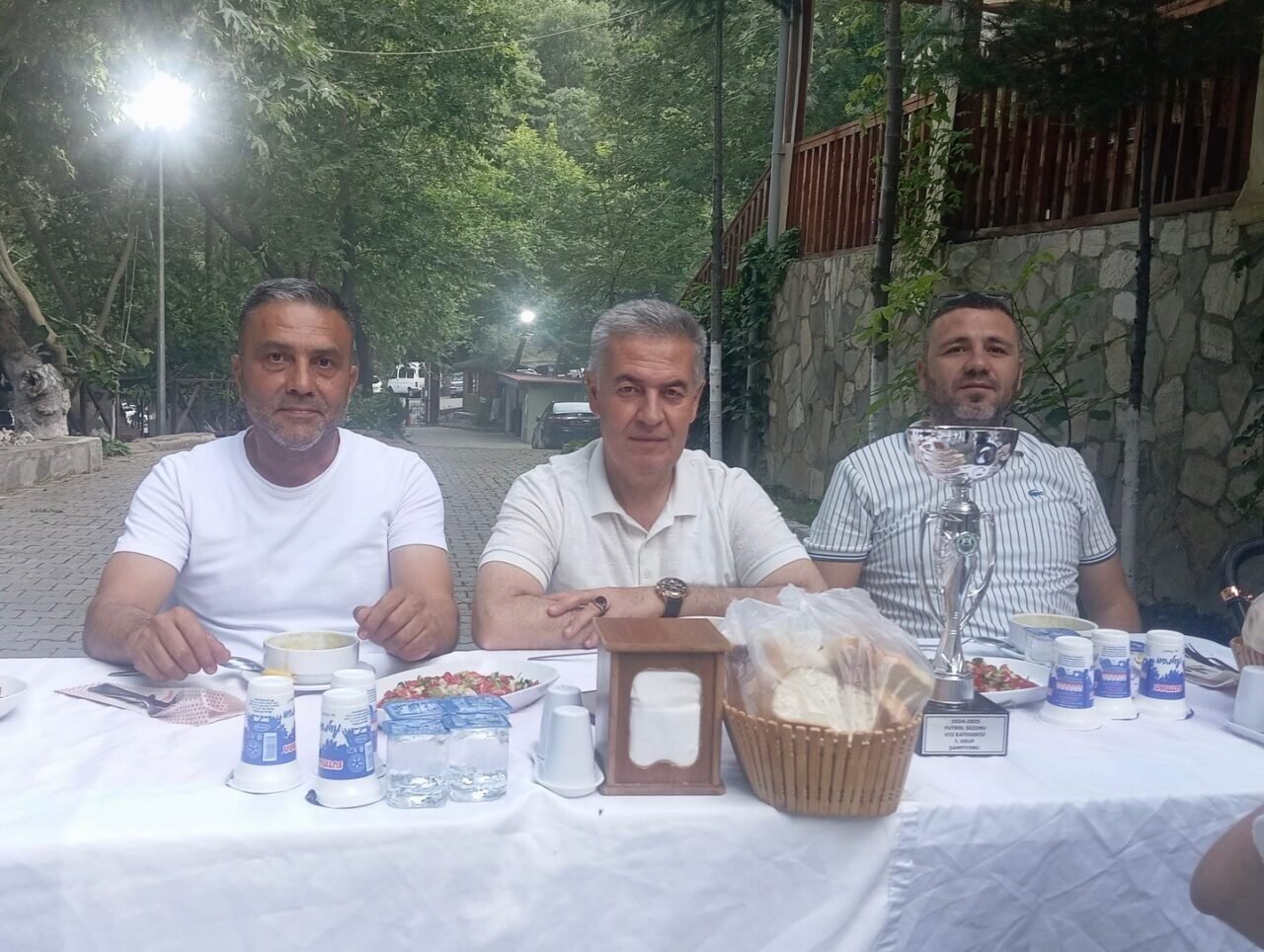 Başkan Erol şampiyon sporcuları ağırladı