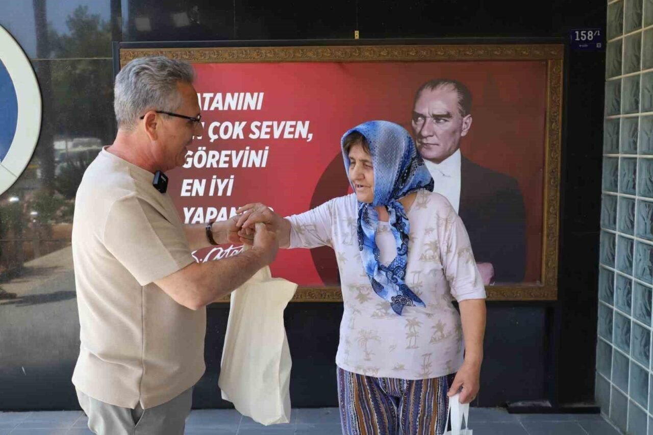Başkan Tetik, duyarlı vatandaşı tebrik etti
